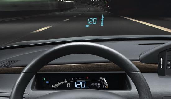 图为雪铁龙C6的抬头显示器