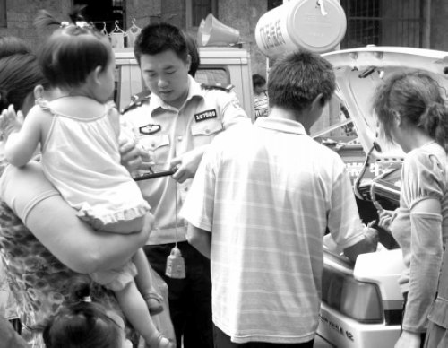 民警卖四季豆