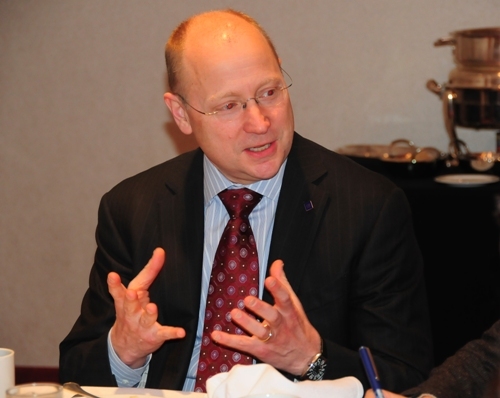 北美车展对话吉尔斯基：通用今年重点是推小车